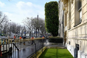 Elegant Studio Avenue Montaigne